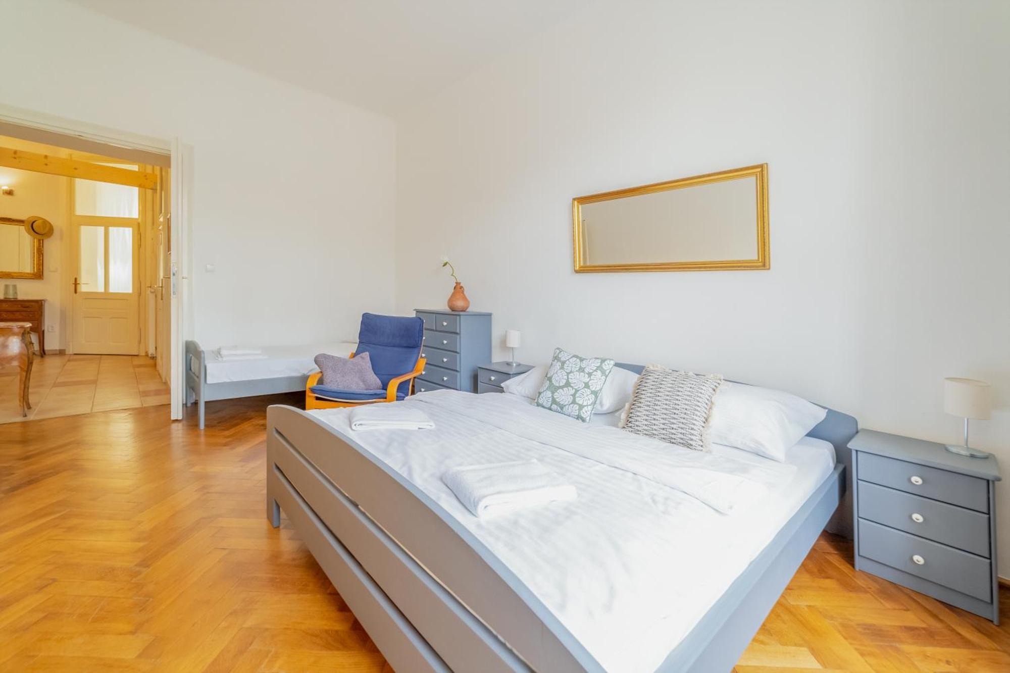 Vintage Vogue By Rentez Apartament Praga