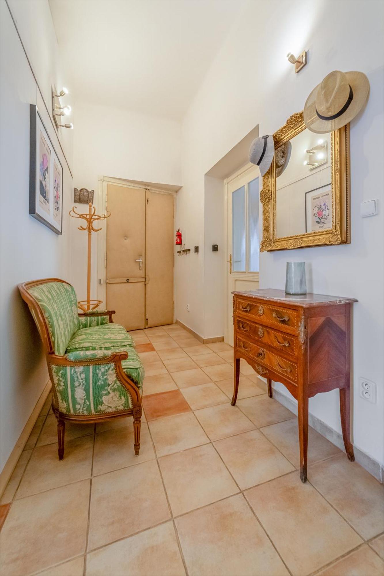 Vintage Vogue By Rentez Apartament *