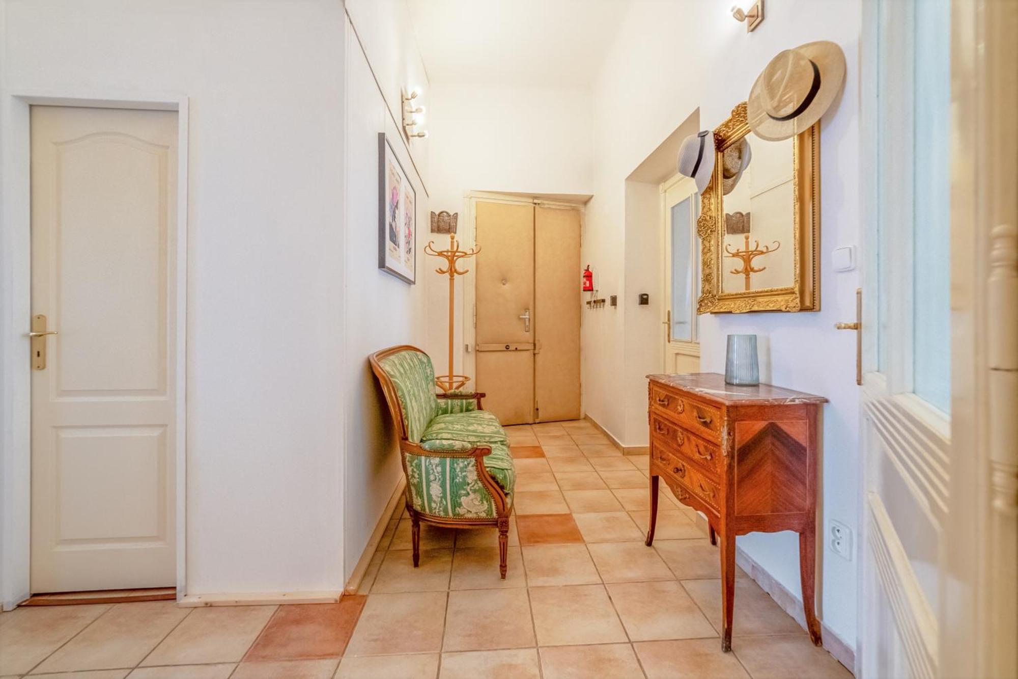 Vintage Vogue By Rentez Apartament